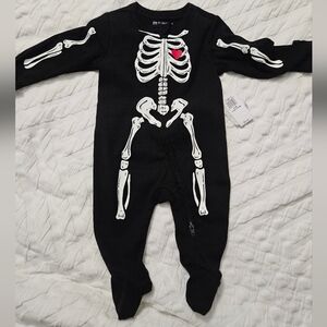 Old Navy Black Skeleton Print Kids Footie